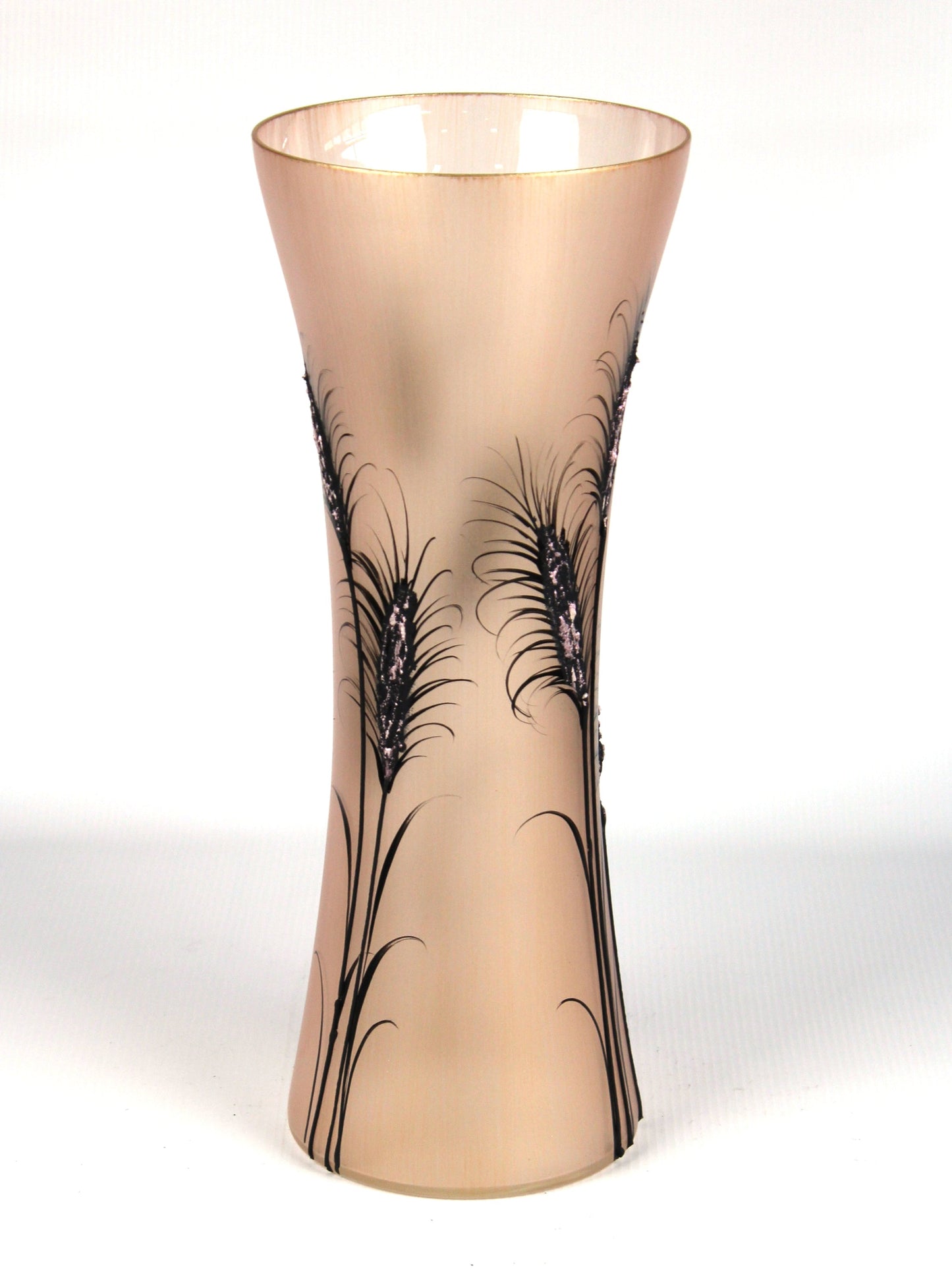 Stunning Lilac Hand-Painted Decorative Glass Vase & Centrepiece