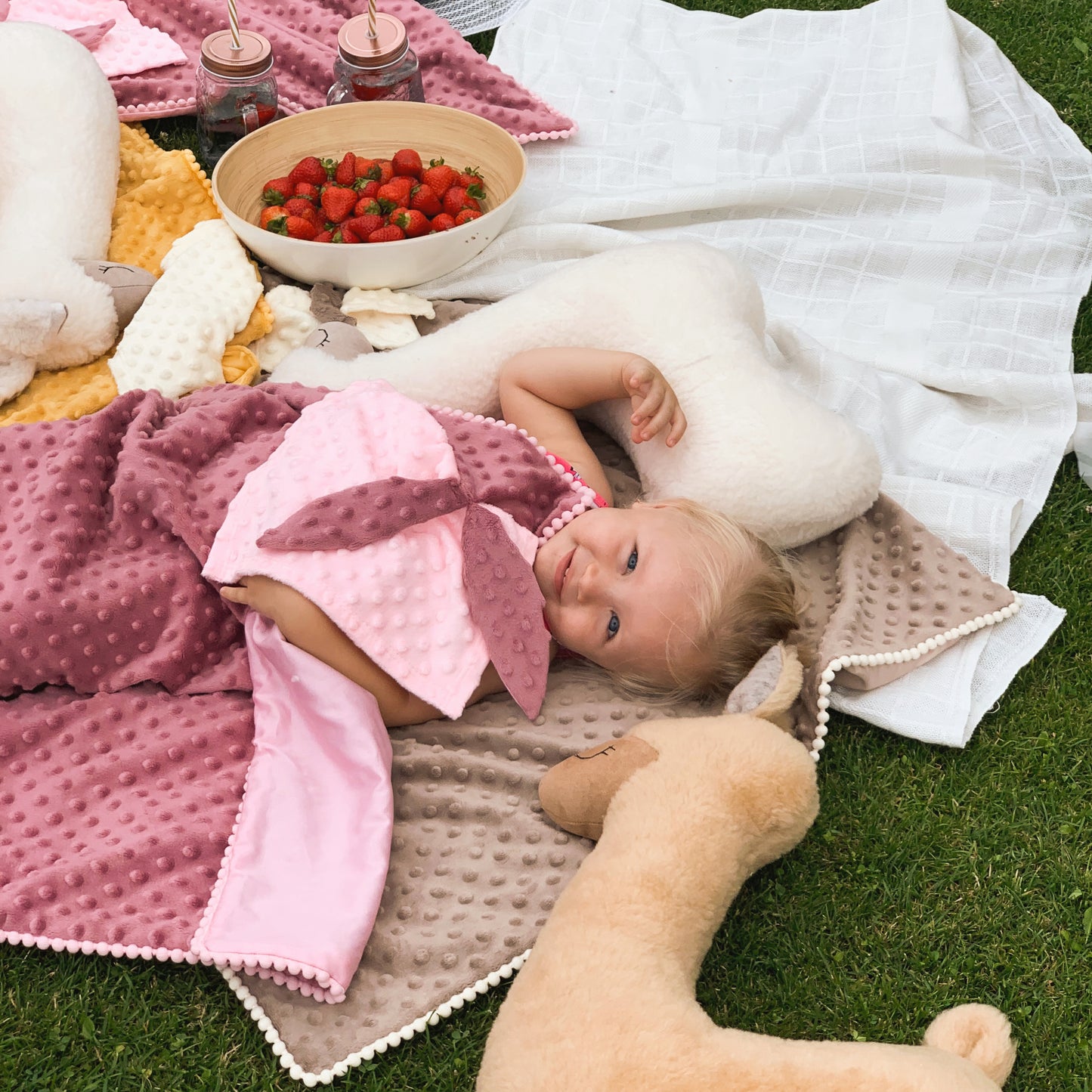 2-in-1 Cosy Blanket with Sewn-Up Baby Comforter – Dusty Rose